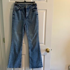 NWOT old navy flare jeans size 4